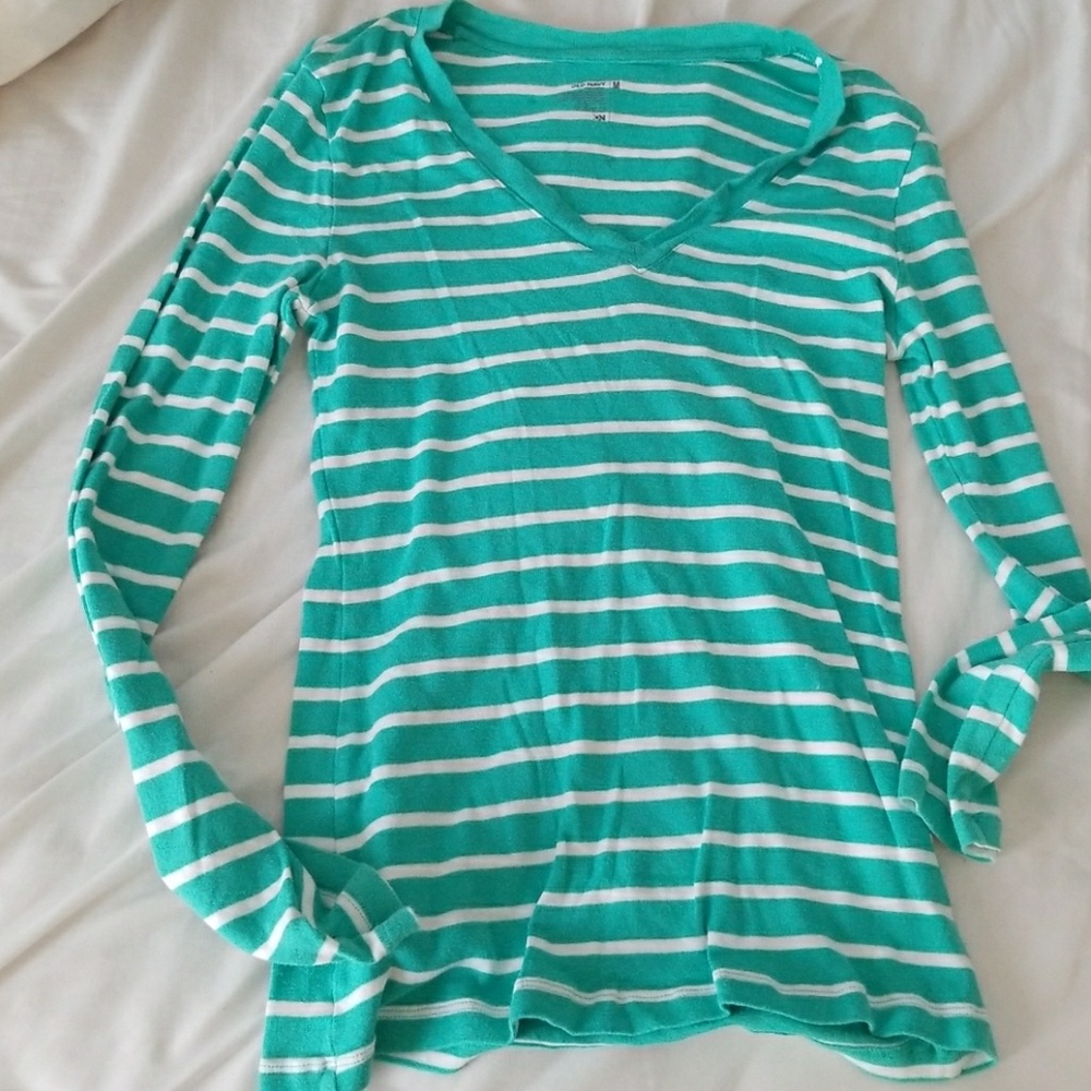 Old navy long sleeve